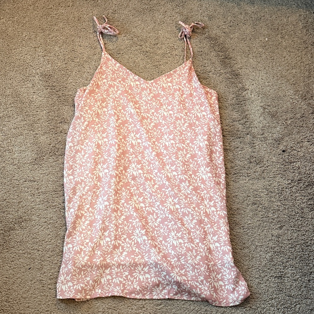 Pink Lily Floral Pink Dress - Size Large